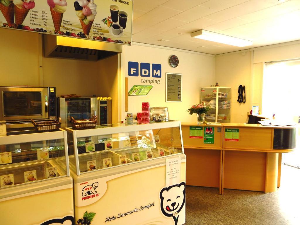 Ostersoparken Camping Hotel Gedser Luaran gambar